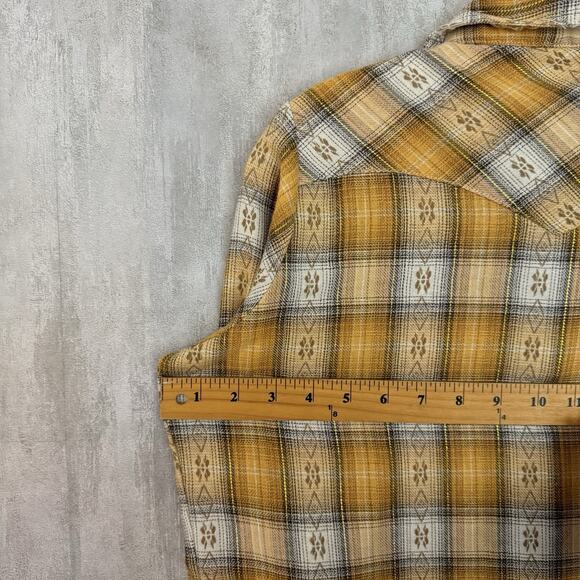 As Real As Wrangler Shirt Women’s Medium Pearl Snap Yellow Gold Cowgirl Western - Picture 10 of 13